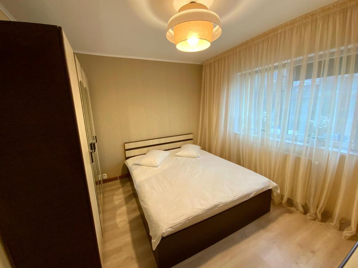 Apartament Bella Tirgu Ocna Bagian luar foto